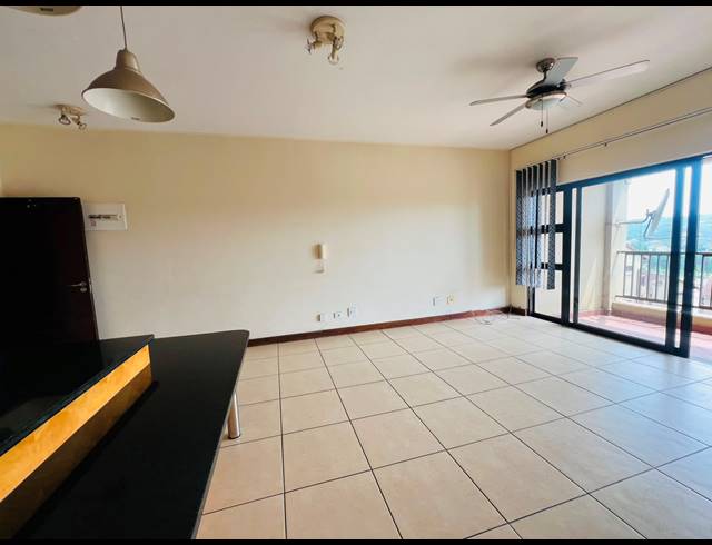 3 BEDROOM APARTMENT FOR SALE IN PALMIET